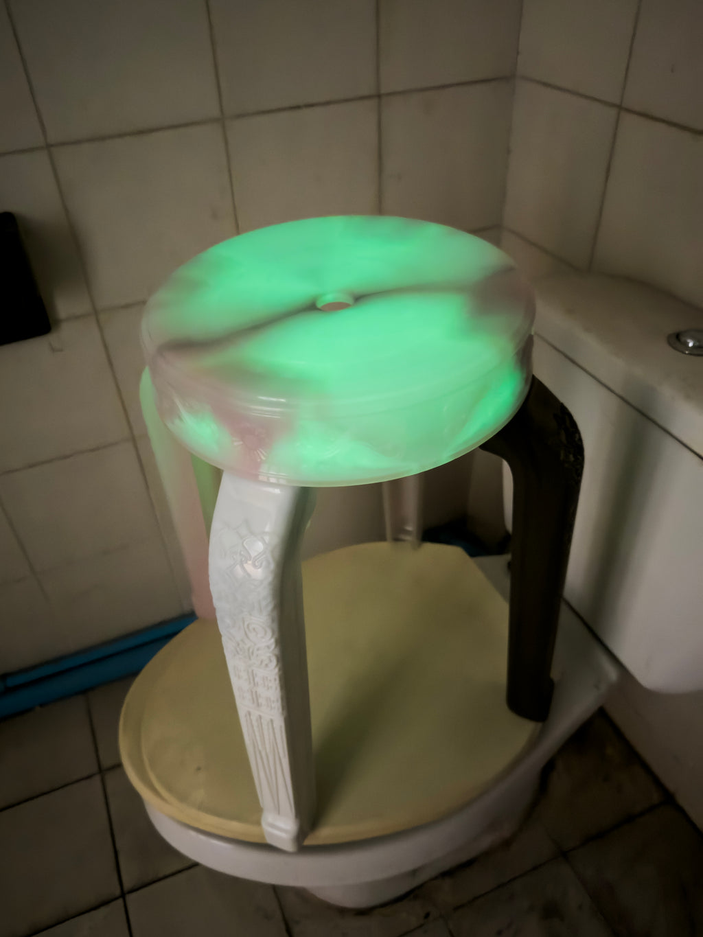 Rare Kaprun (glow in the dark)